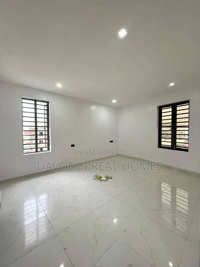 3bdrm Apartment in Freedom Way, Lekki for rent in Lekki Phase 1