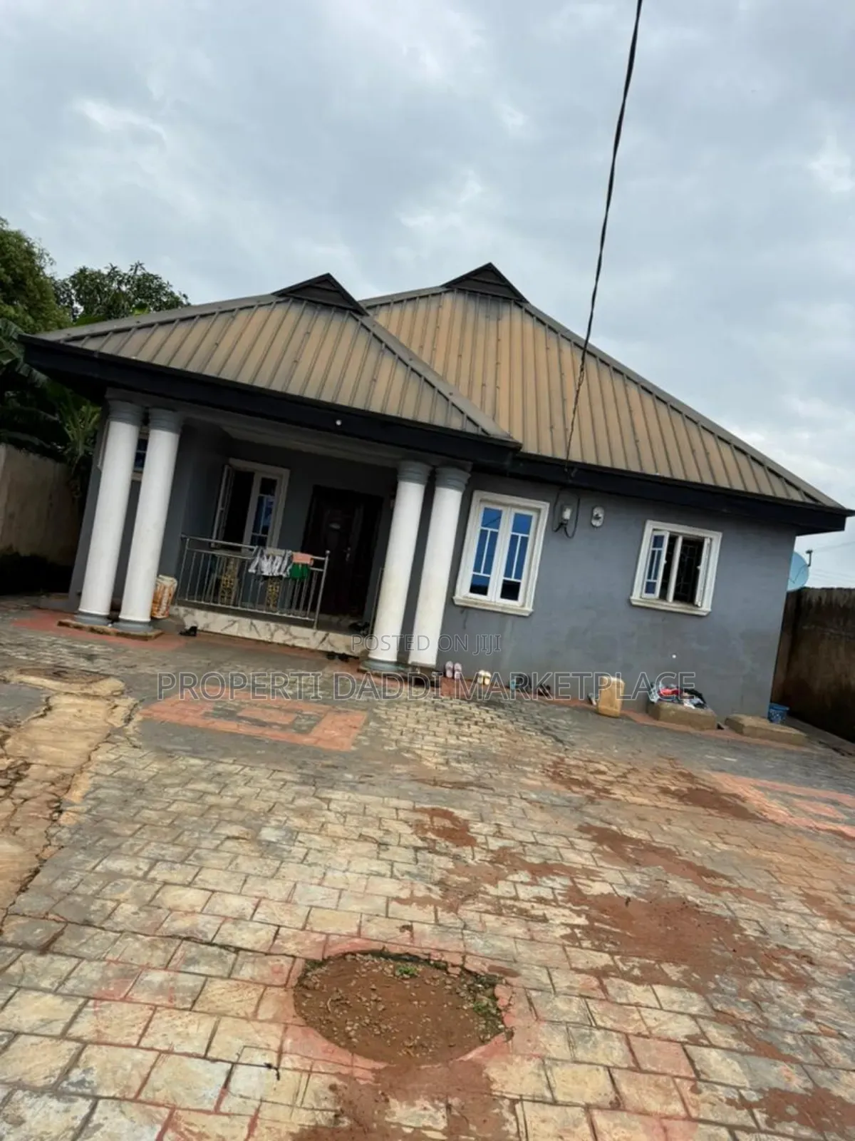 3bdrm Bungalow in Ayetoro for sale in Ayetoro