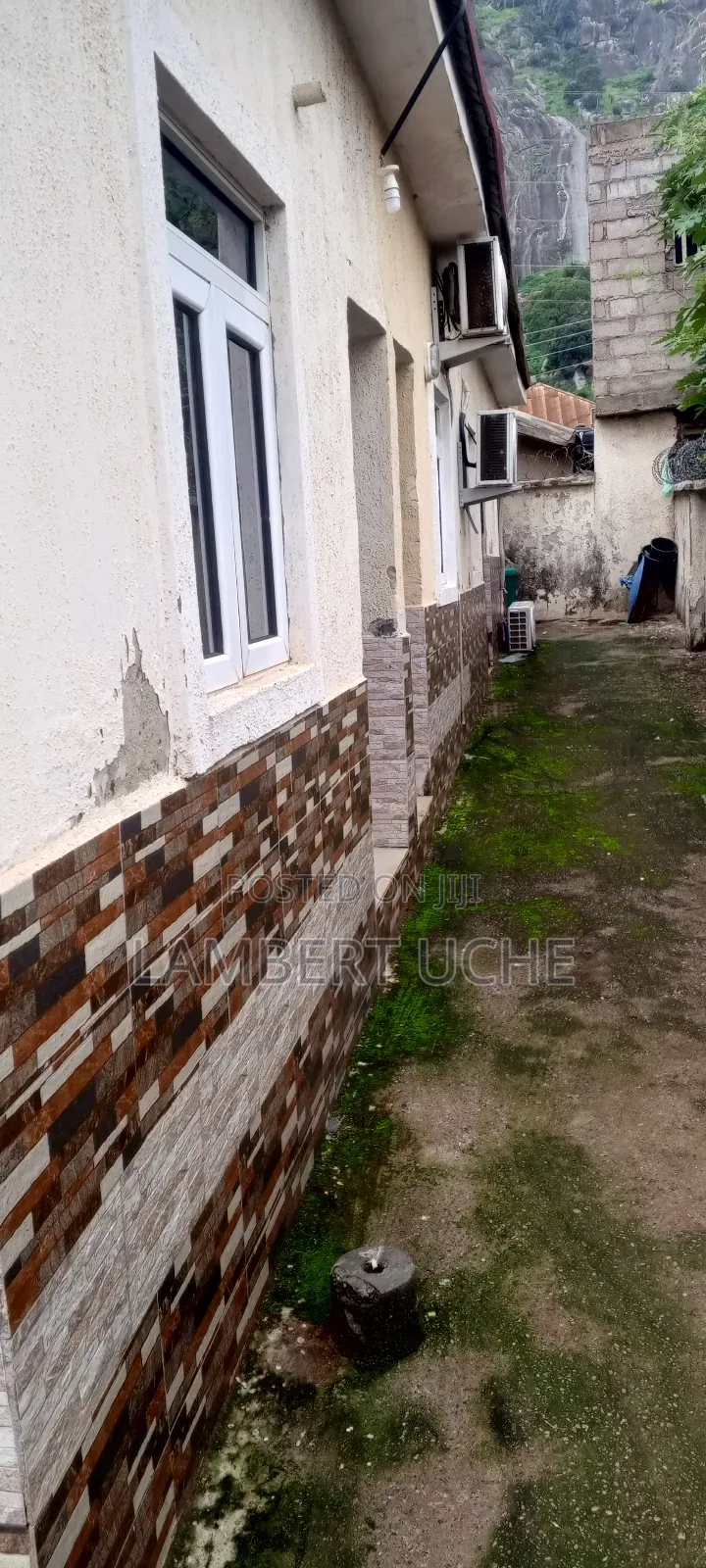 5bdrm Block of Flats in Dutse-Alhaji for sale in Dutse-Alhaji