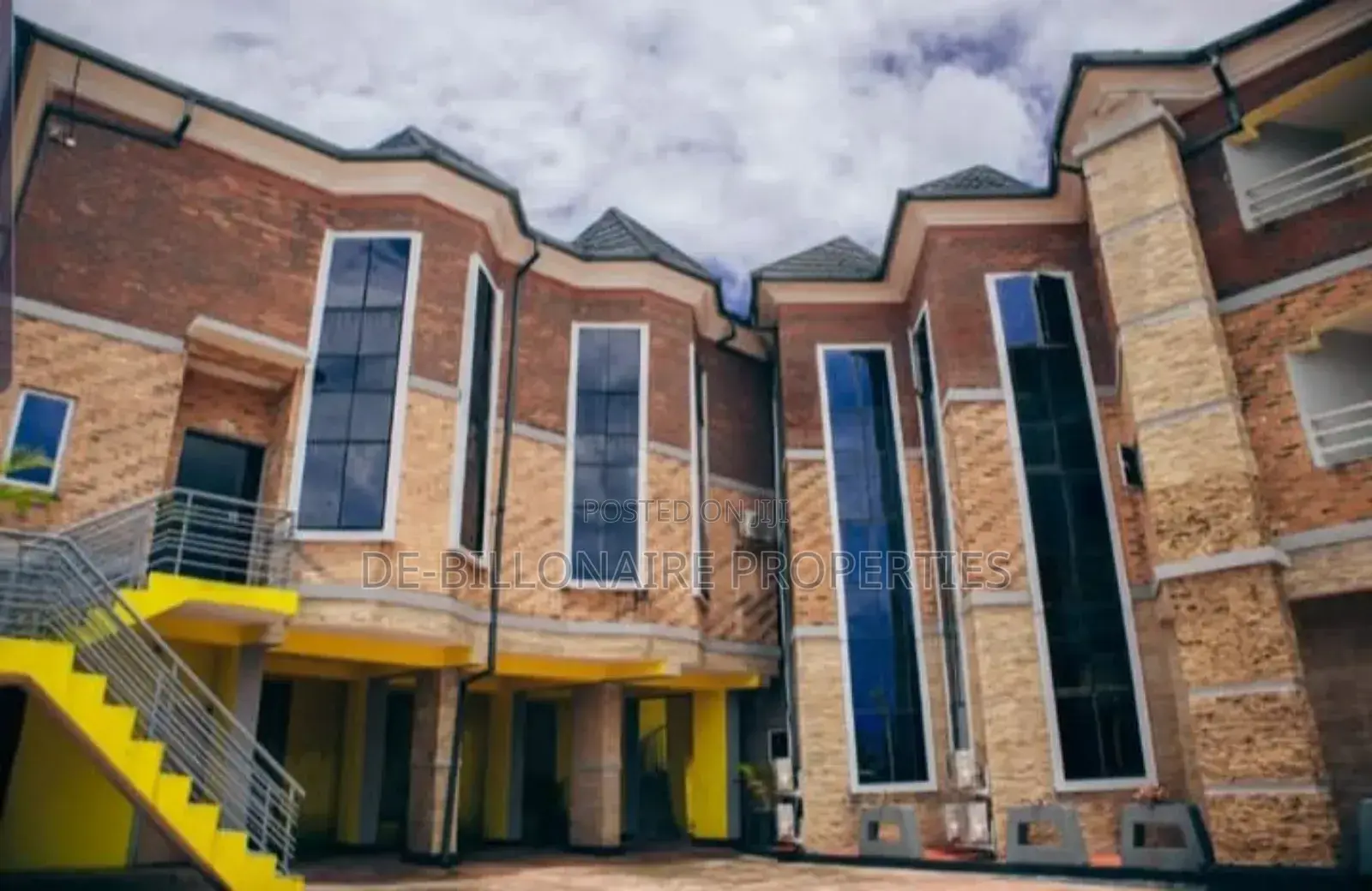 28 Rooms Hotel for Sale in Owerri in Owerri