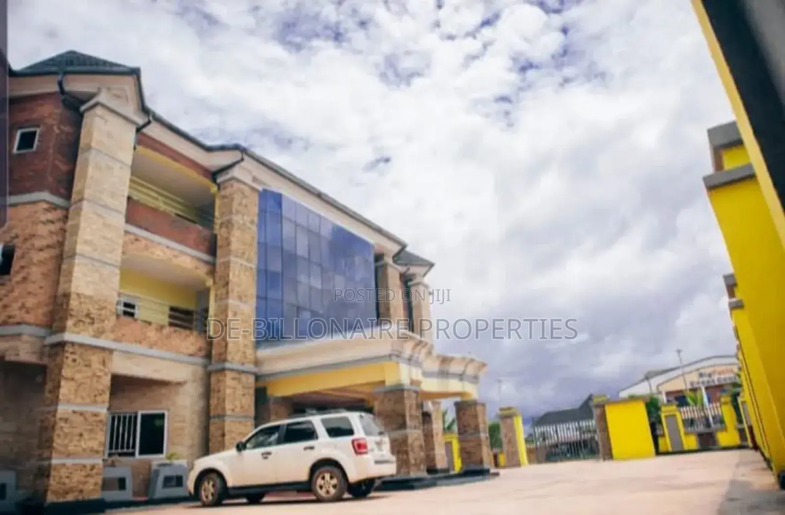 28 Rooms Hotel for Sale in Owerri in Owerri