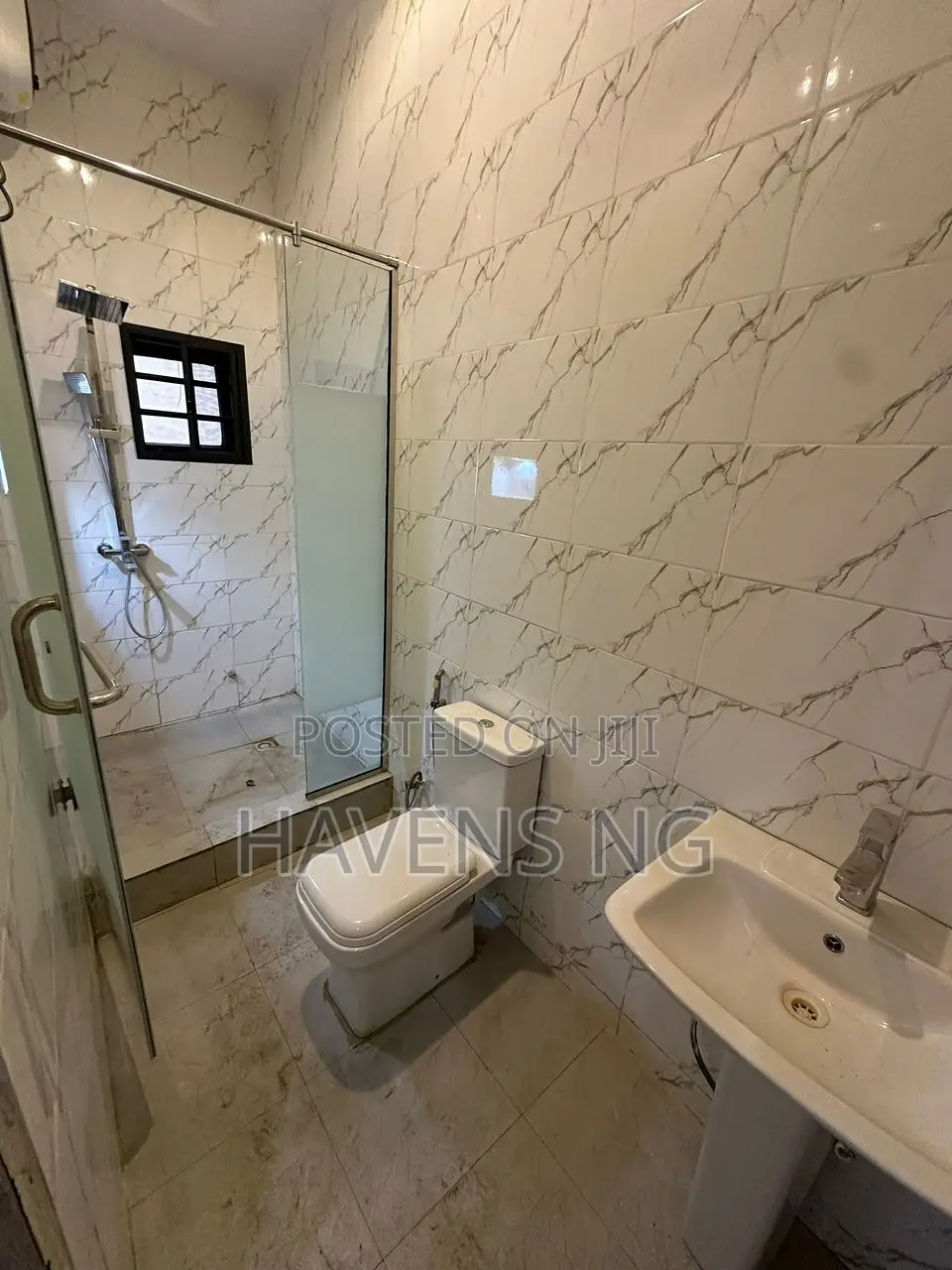 4bdrm Duplex in Life Camp for sale in Life Camp