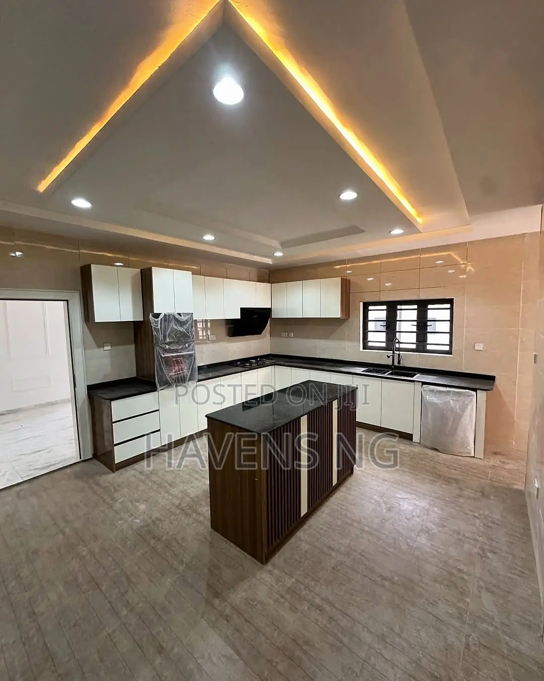 5bdrm Duplex in Galadimawa for sale in Galadimawa