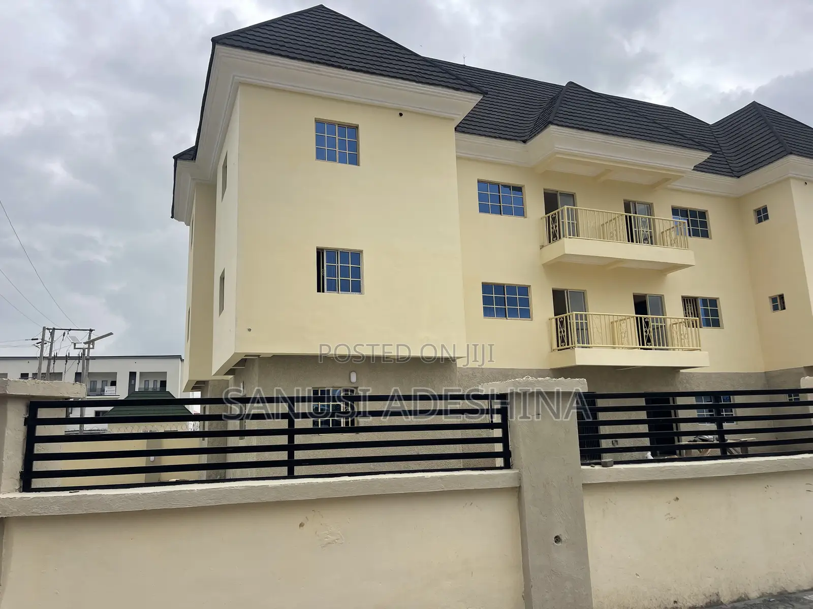 2bdrm Block of Flats in Jahi Gilmore,Fct for rent in Jahi