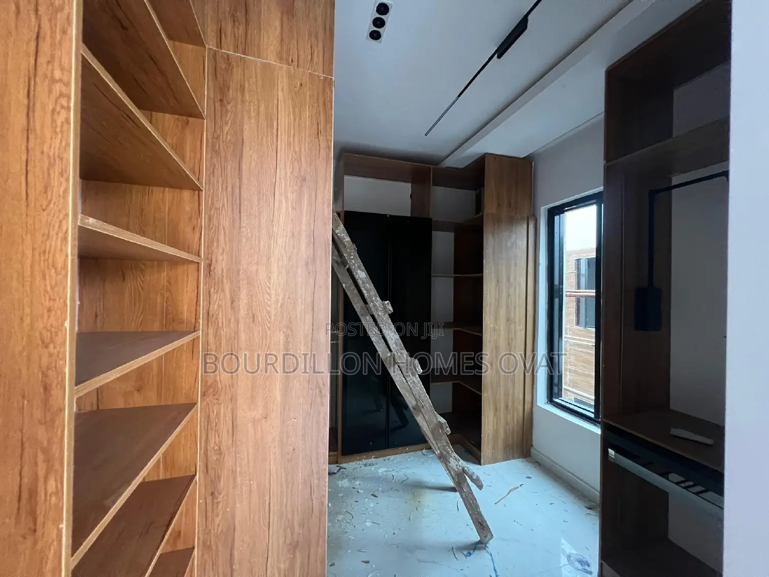 4bdrm Duplex in Lekki Phase 1 for sale in Lekki Phase 1
