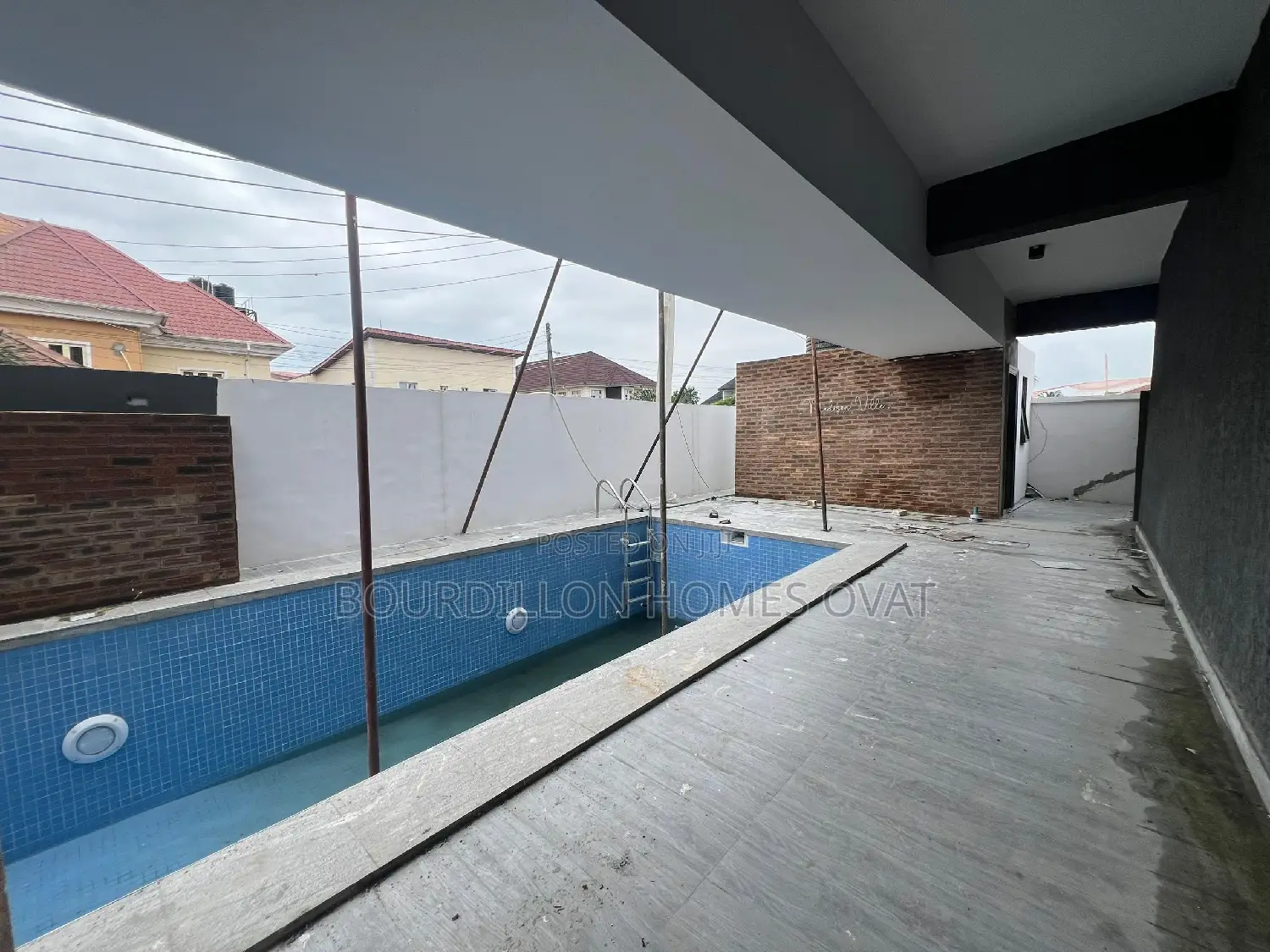 4bdrm Duplex in Lekki Phase 1 for sale in Lekki Phase 1