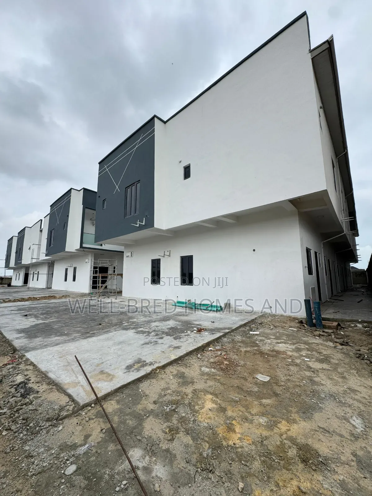 4bdrm Duplex in Orchid Lekki Lagos for sale in Lekki