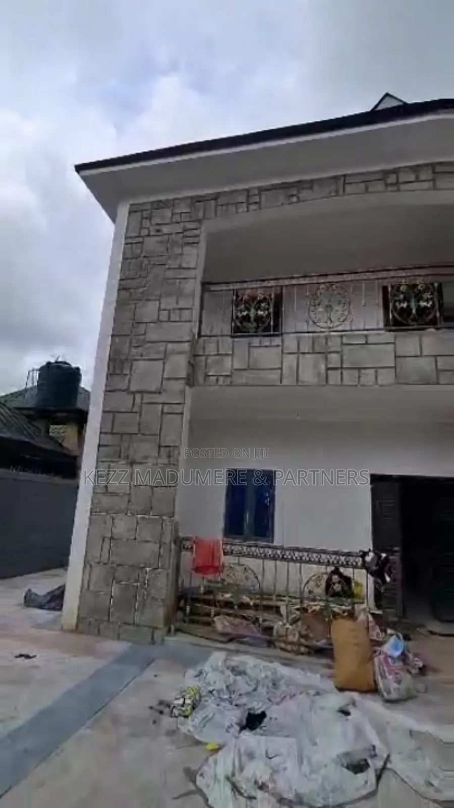 4bdrm Duplex in In An Estate Sars, Port-Harcourt for sale in Port-Harcourt