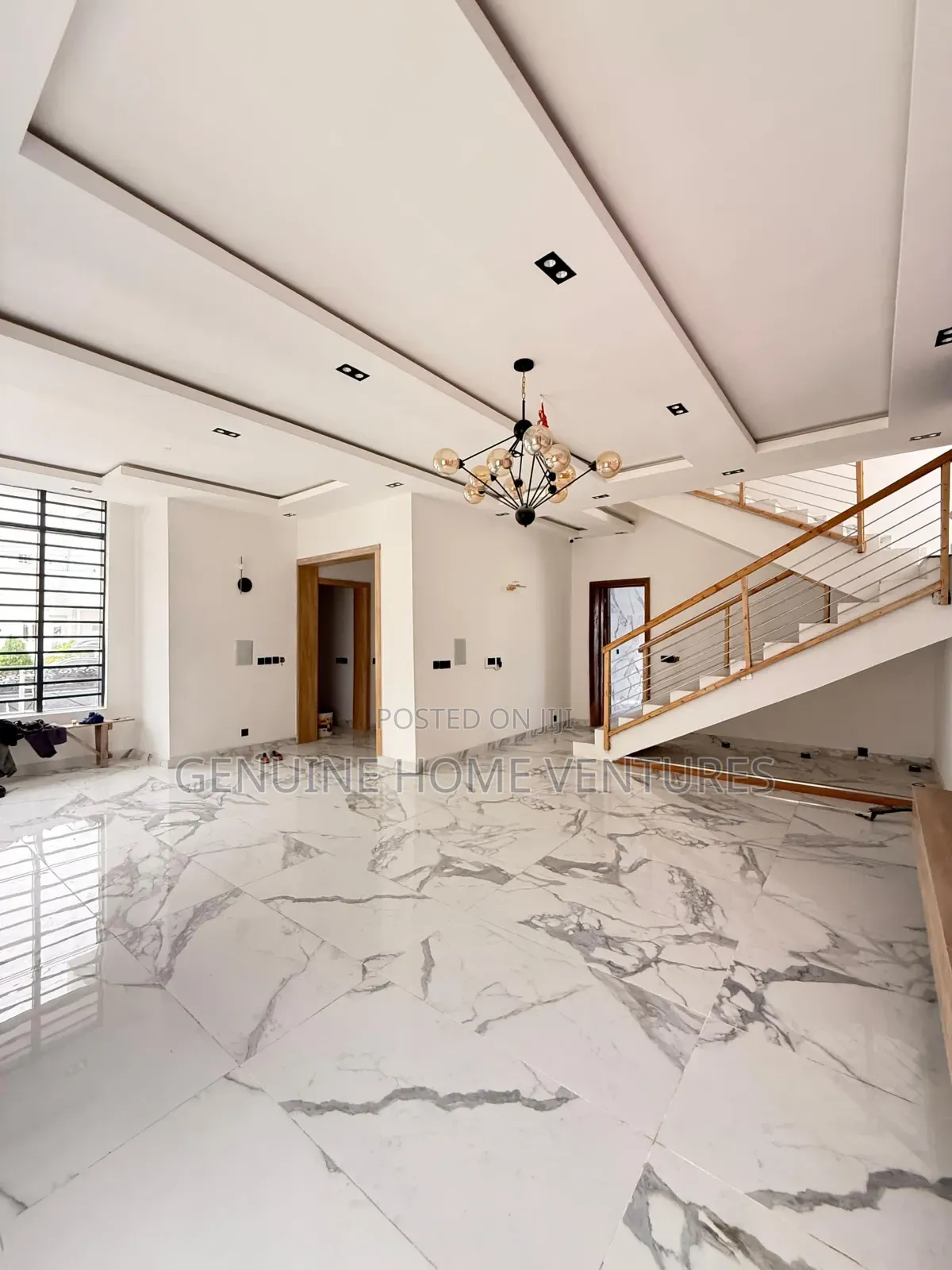 5bdrm Duplex in Osapa Lekki for sale in Osapa london