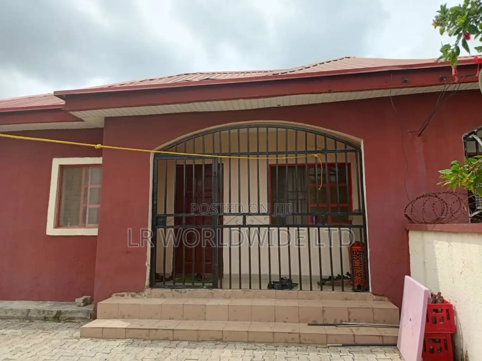 2bdrm Bungalow in Trademore, Lugbe District for sale in Lugbe District