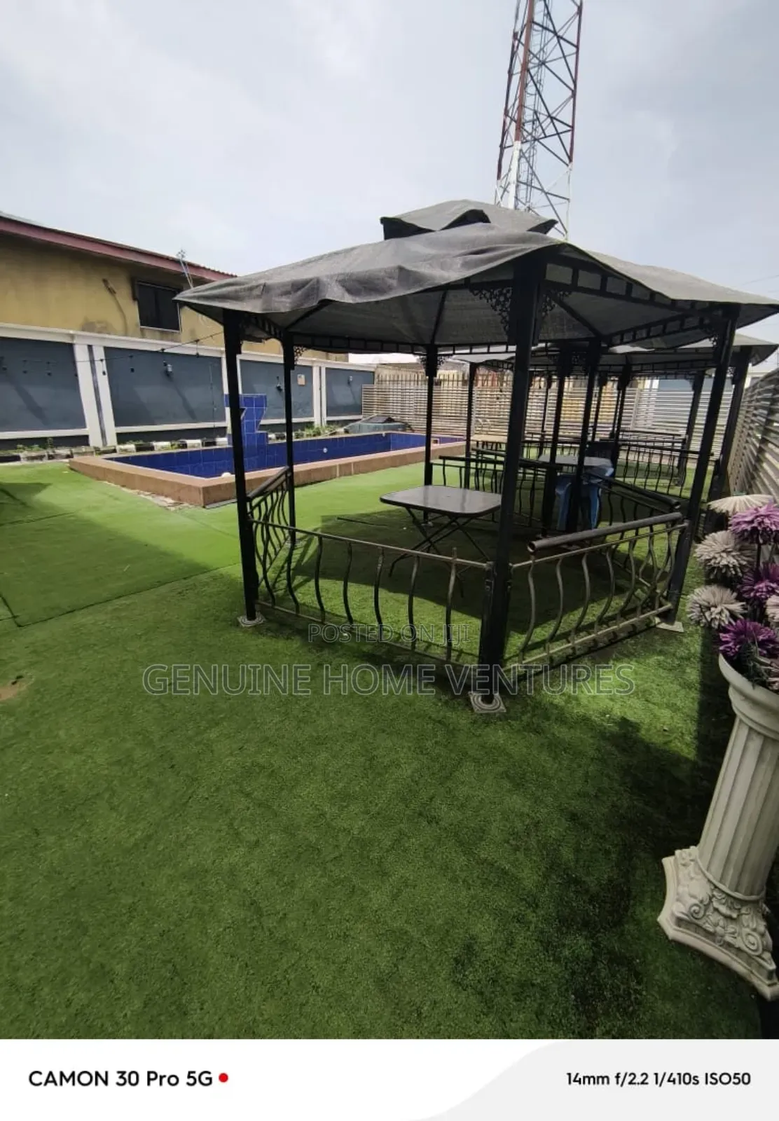 Guests House Hotel With Swimming Pool for Sale in Ikota