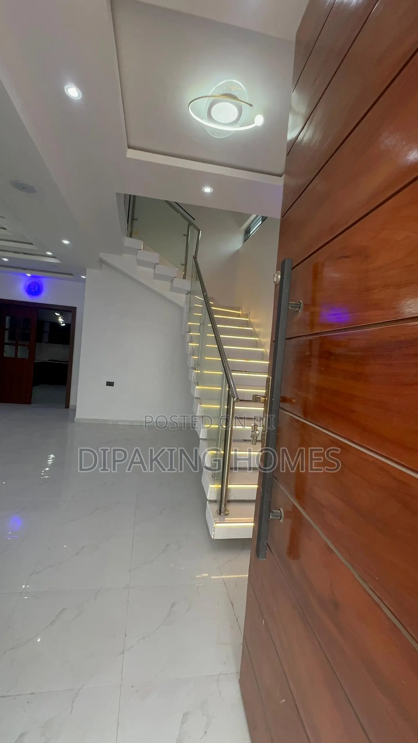 5bdrm Duplex in Ogba for sale in Ogba