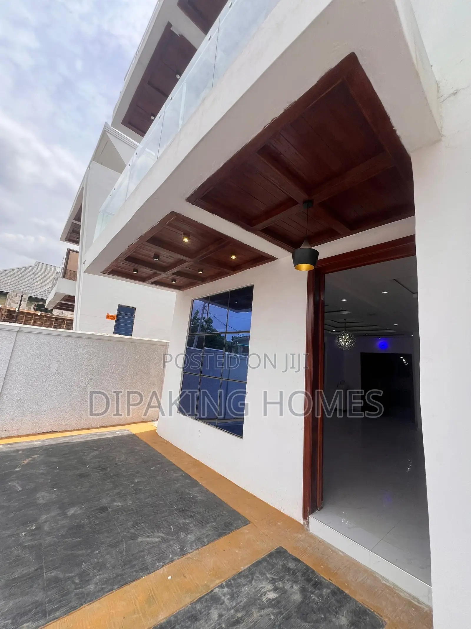 5bdrm Duplex in Ogba for sale in Ogba