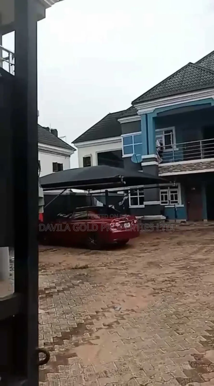 20bdrm Block of Flats in Benin City for sale in Benin City