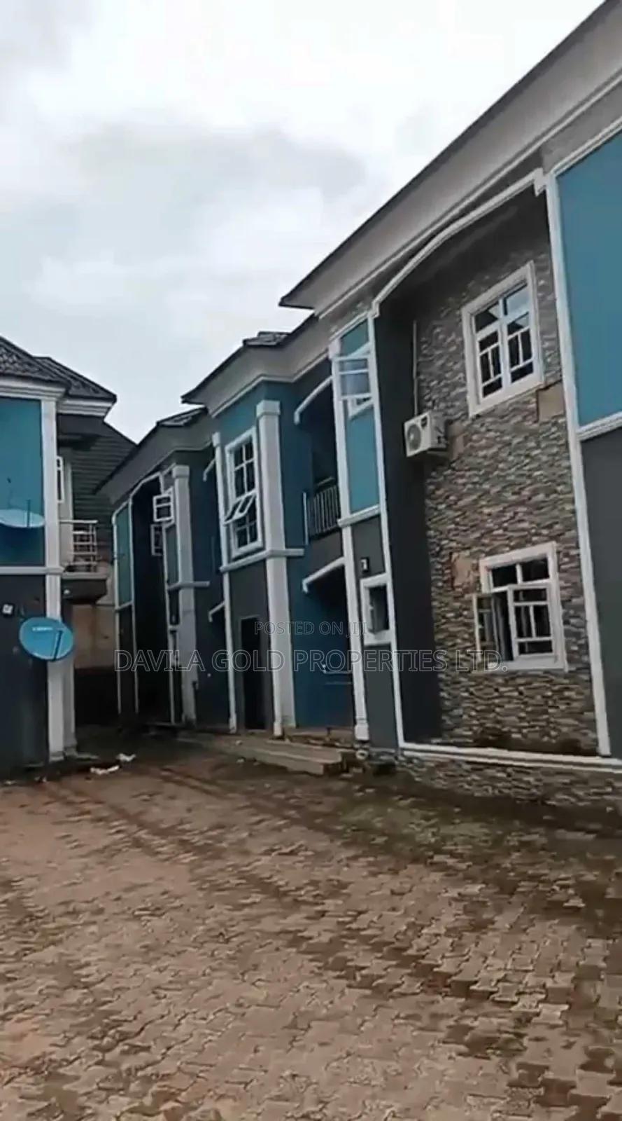 20bdrm Block of Flats in Benin City for sale in Benin City