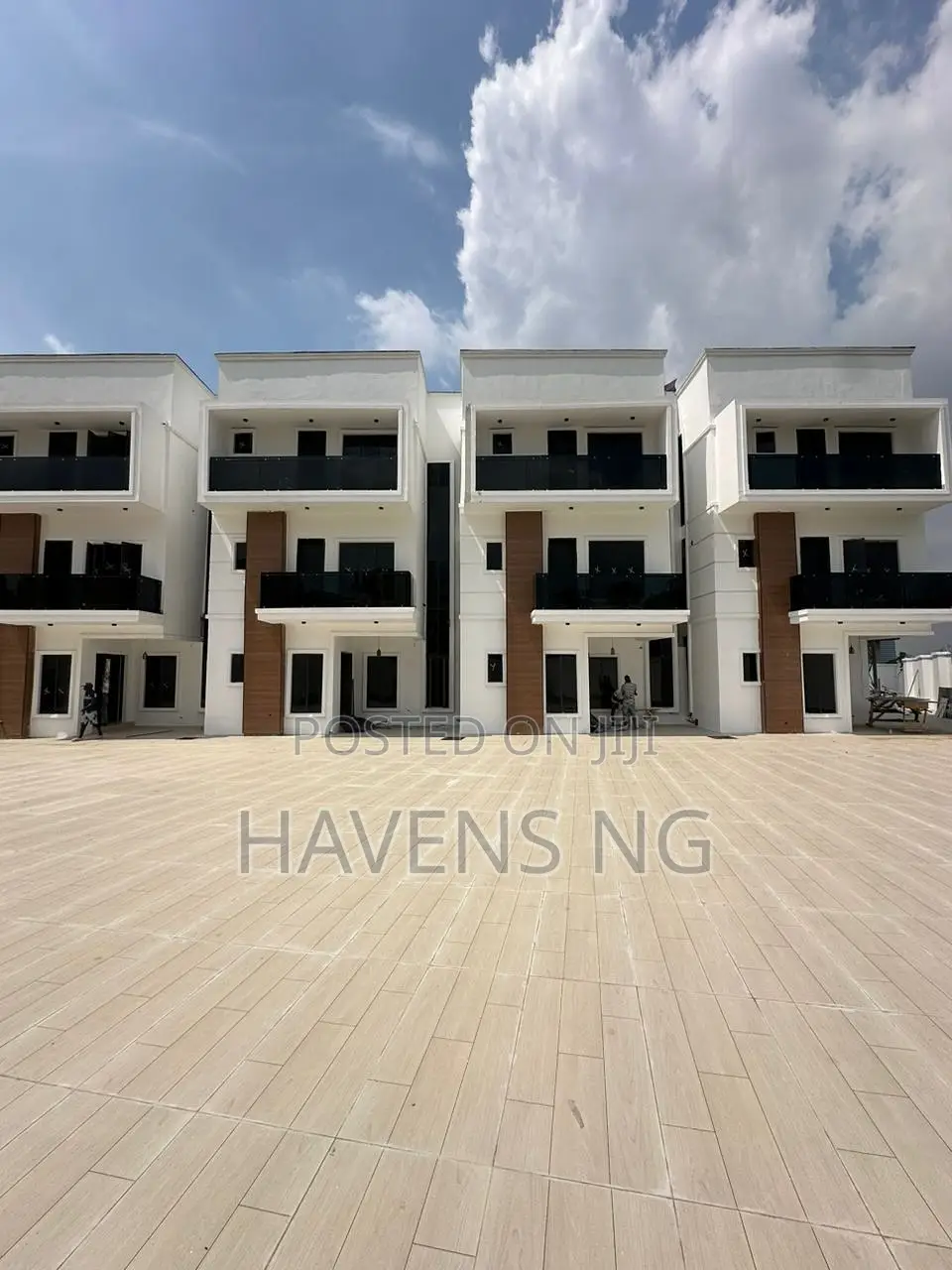 5bdrm Duplex in Zone 1 / Wuse for sale in Zone 1 / Wuse