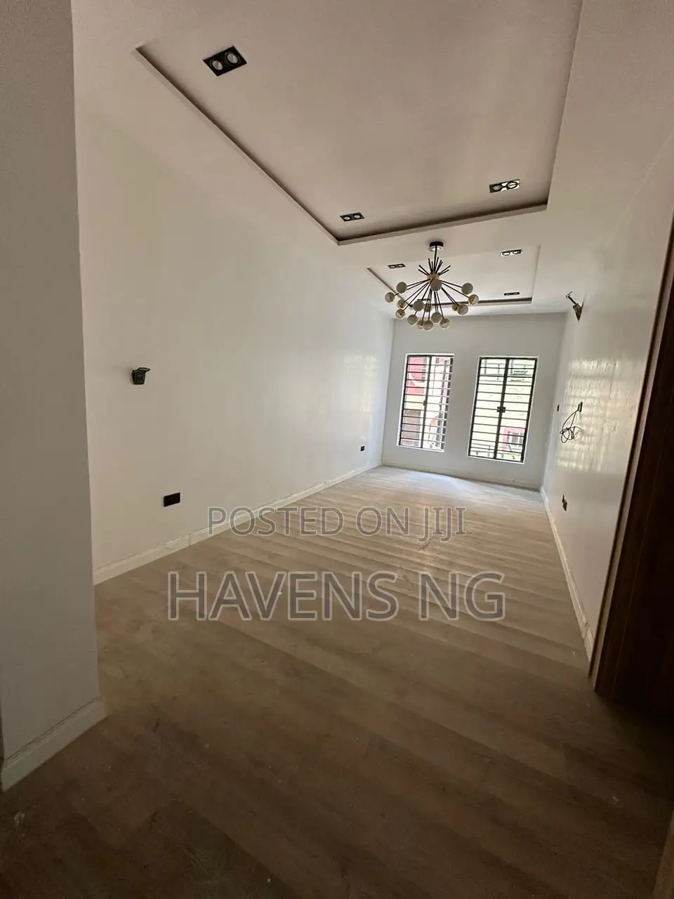 5bdrm Duplex in Zone 1 / Wuse for sale in Zone 1 / Wuse