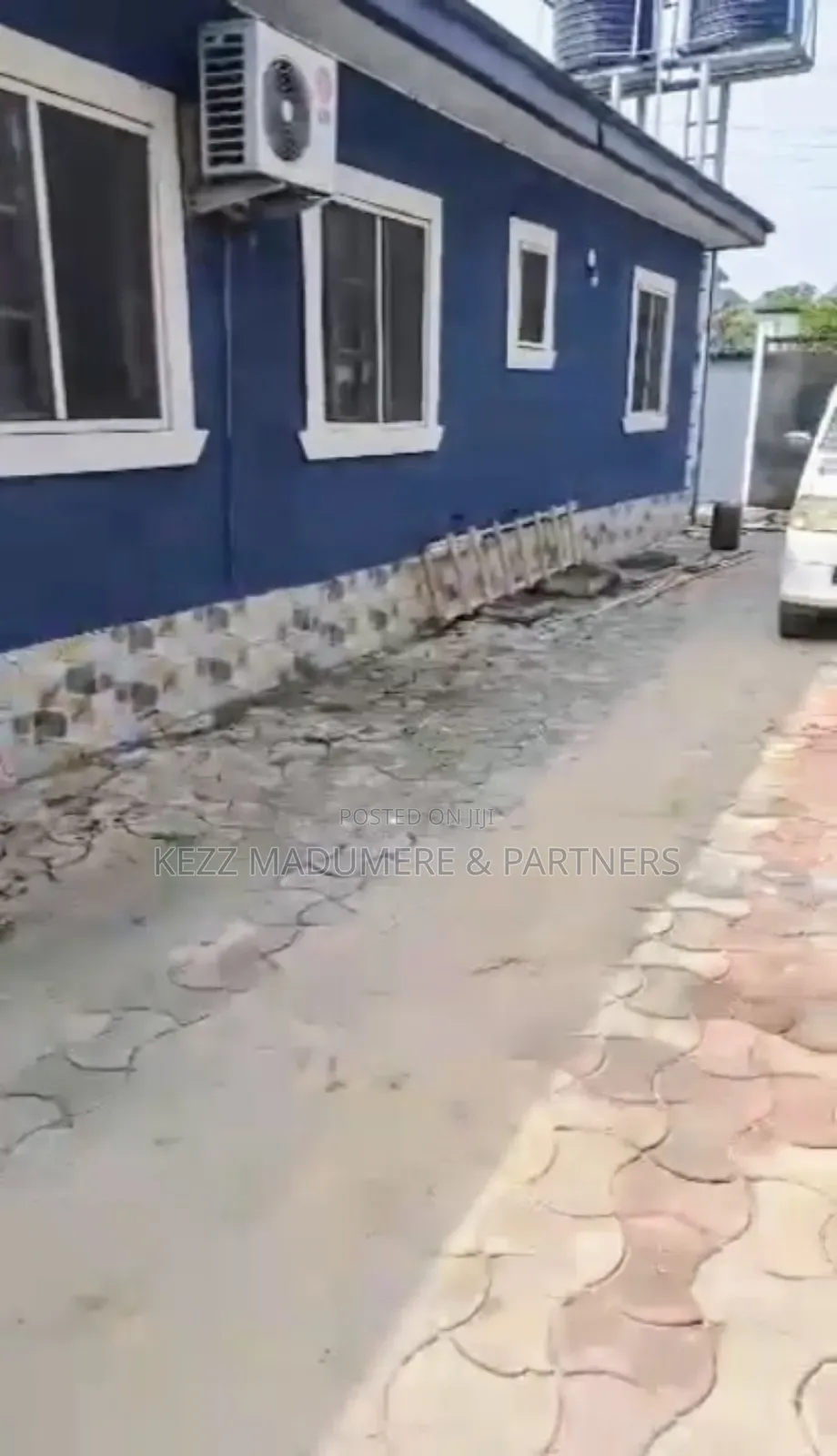 4bdrm Bungalow in Off Sars Road Port for sale in Port-Harcourt