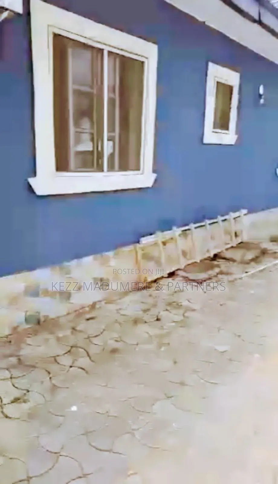 4bdrm Bungalow in Off Sars Road Port for sale in Port-Harcourt