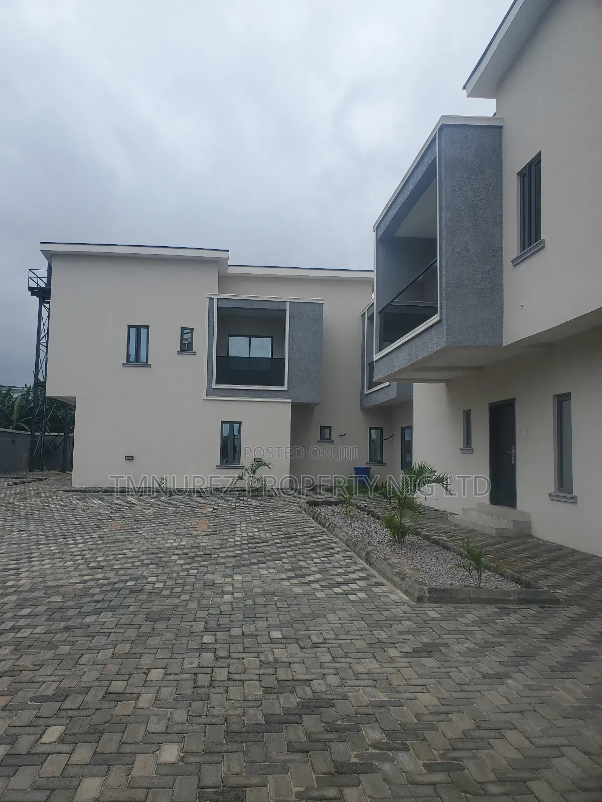 4bdrm Duplex in Adesanya for sale in Abraham Adesanya