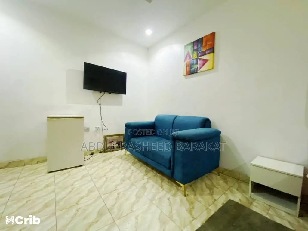 Luxury Three Bedroom Apartment in Surulere