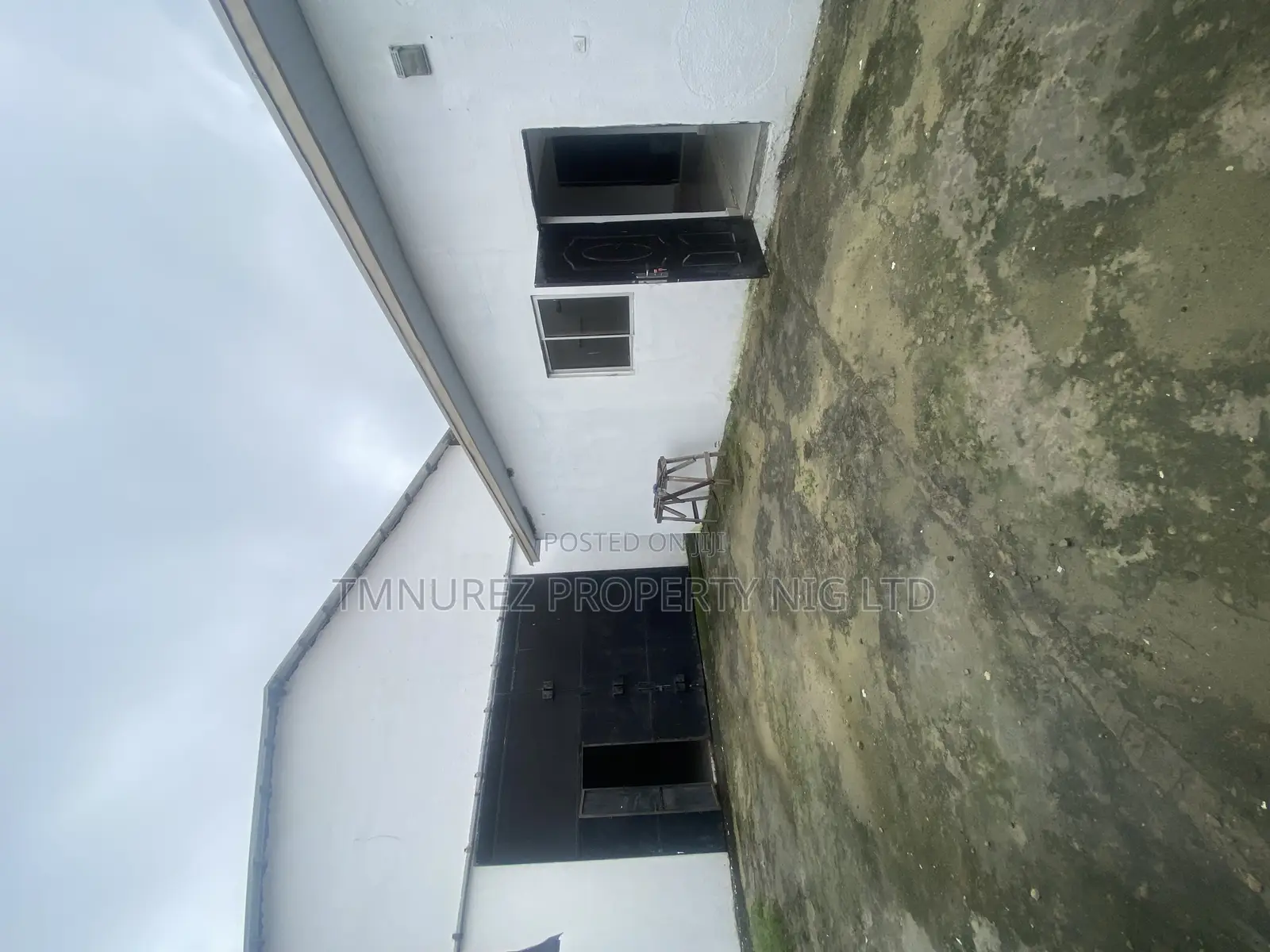 Warehouse to Let in Sangotedo
