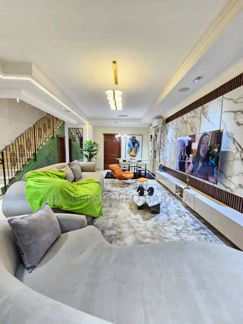 Luxury Four Bedroom Apartment in Lekki Phase 1