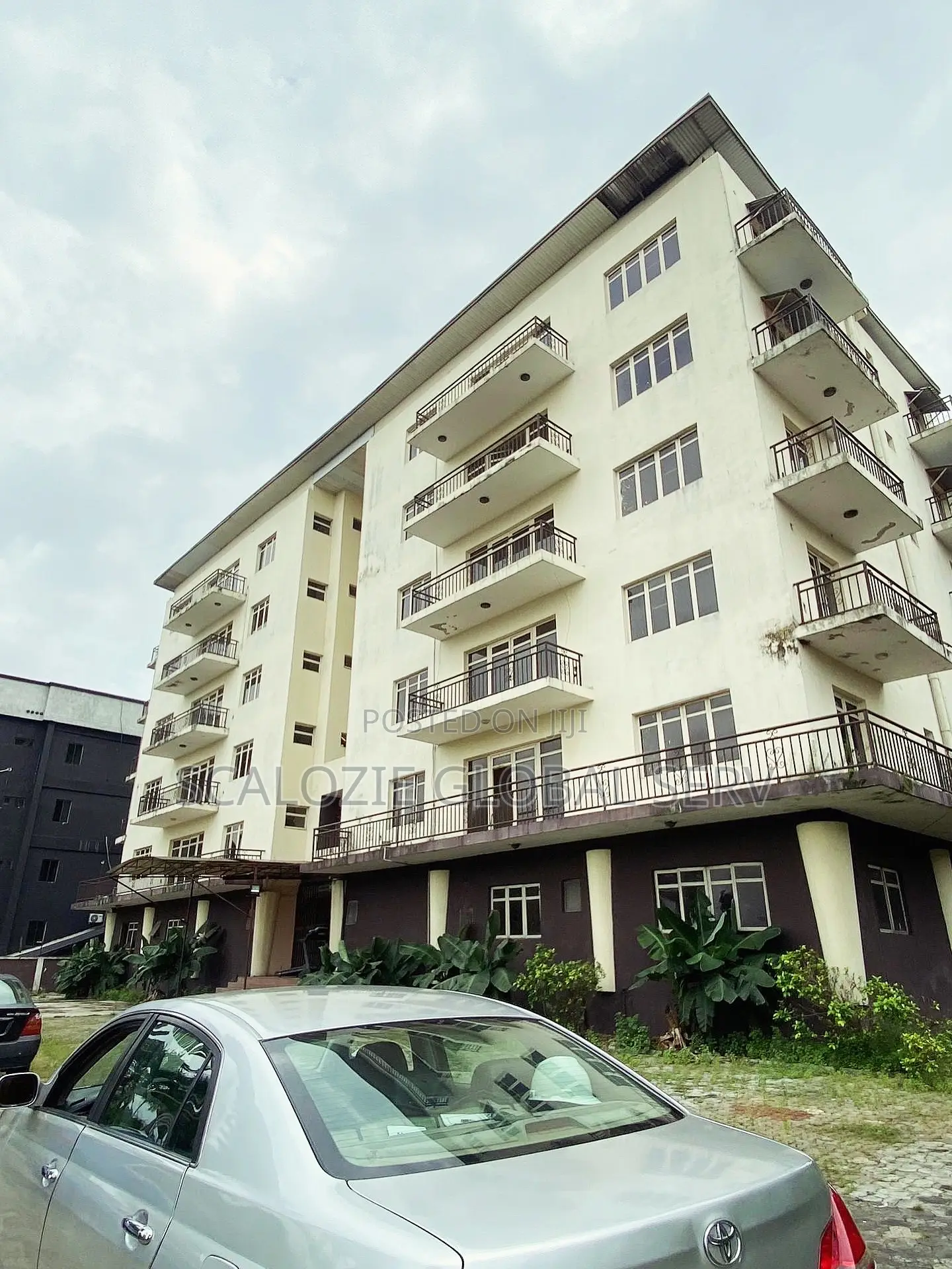 3bdrm Block of Flats in Gra Port Harcourt for sale in GRA Phase 2 / Port-Harcourt