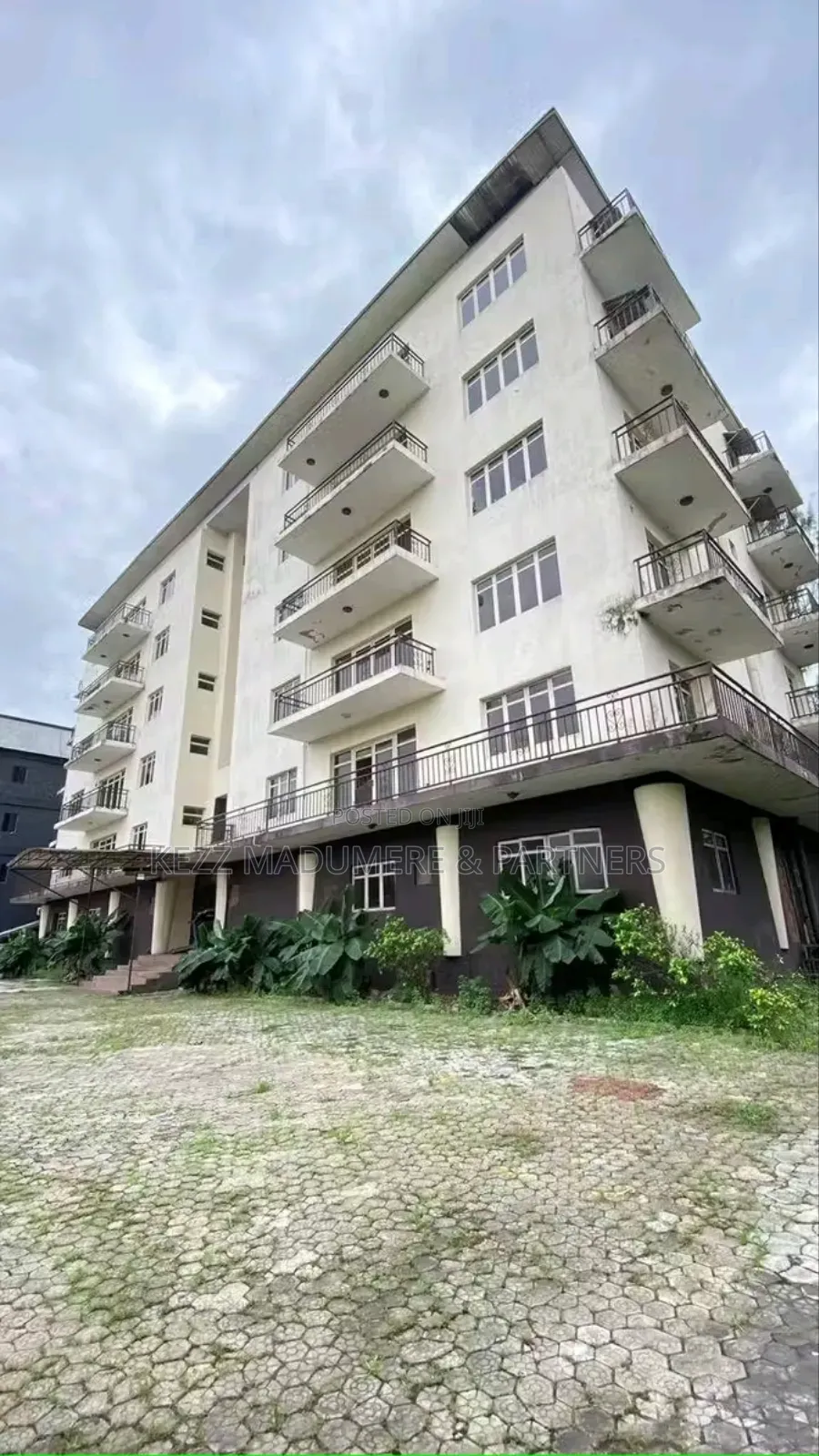 20bdrm Block of Flats in New Gra, Port for sale in Port-Harcourt