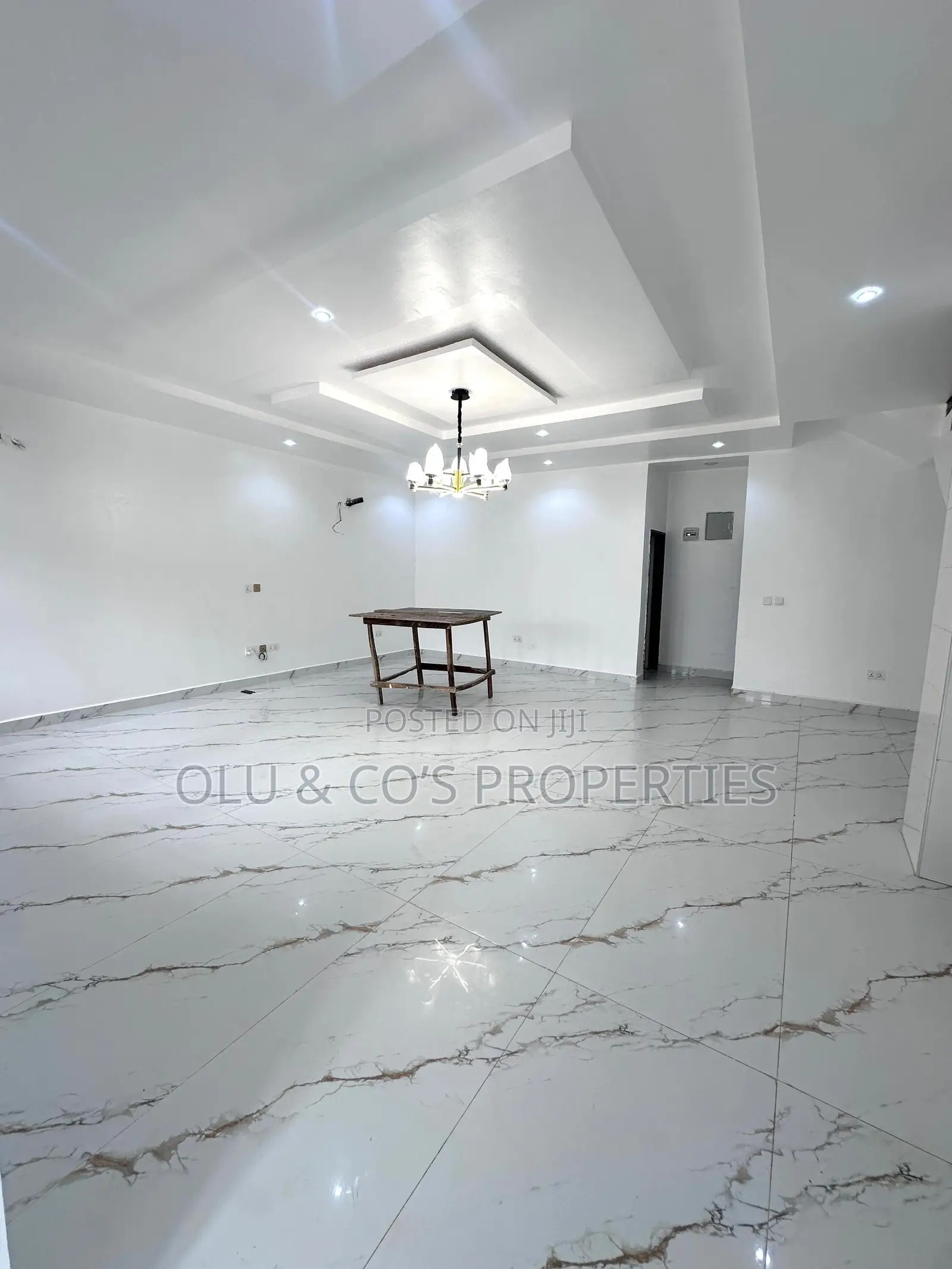 4bdrm Duplex in An Estate, Gwarinpa for rent in Gwarinpa