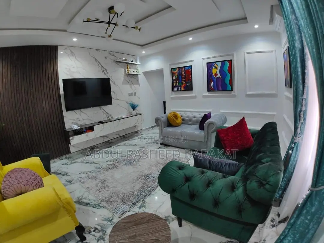 Luxury Spacious Two Bedroom Apartment in Airport Road / Ikeja