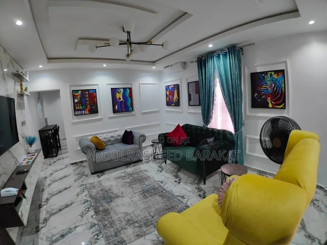 Luxury Spacious Two Bedroom Apartment in Airport Road / Ikeja