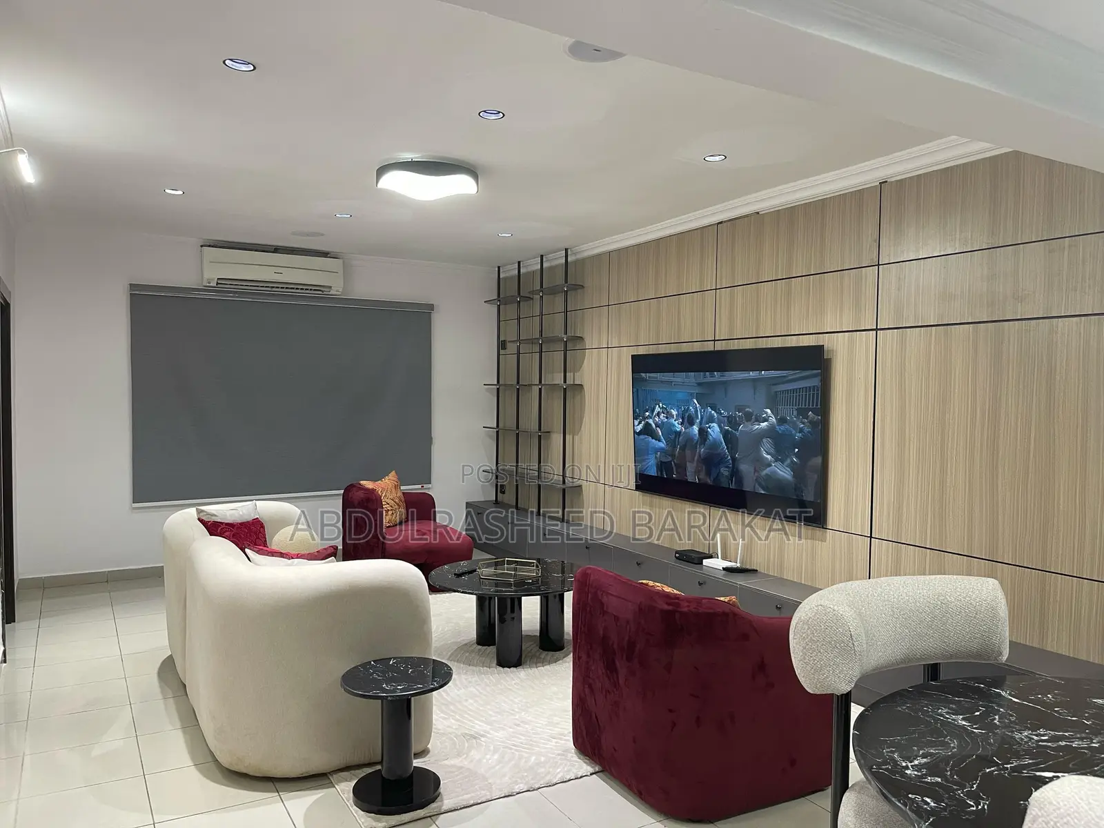 Luxury One Bedroom Apartment With Bathtub in Ikoyi