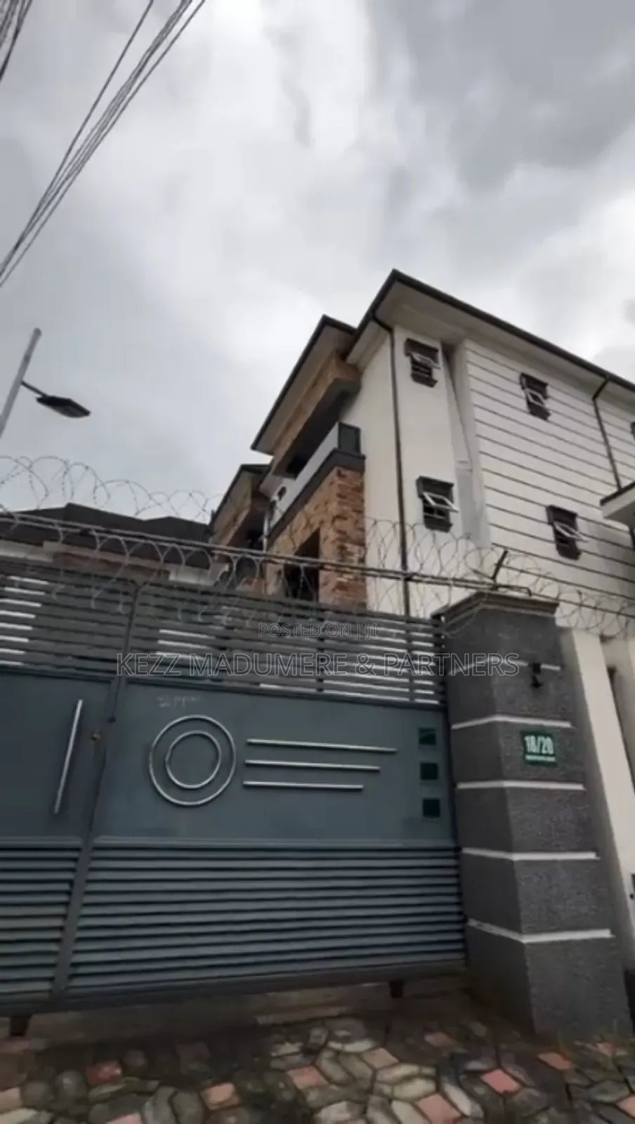14bdrm Block of Flats in Nta Road, Port for sale in Port-Harcourt