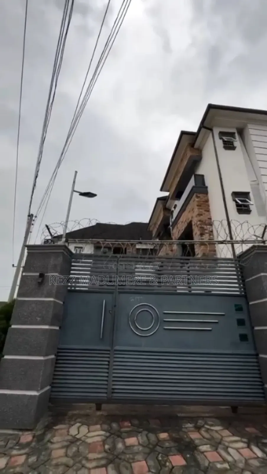 14bdrm Block of Flats in Nta Road, Port for sale in Port-Harcourt