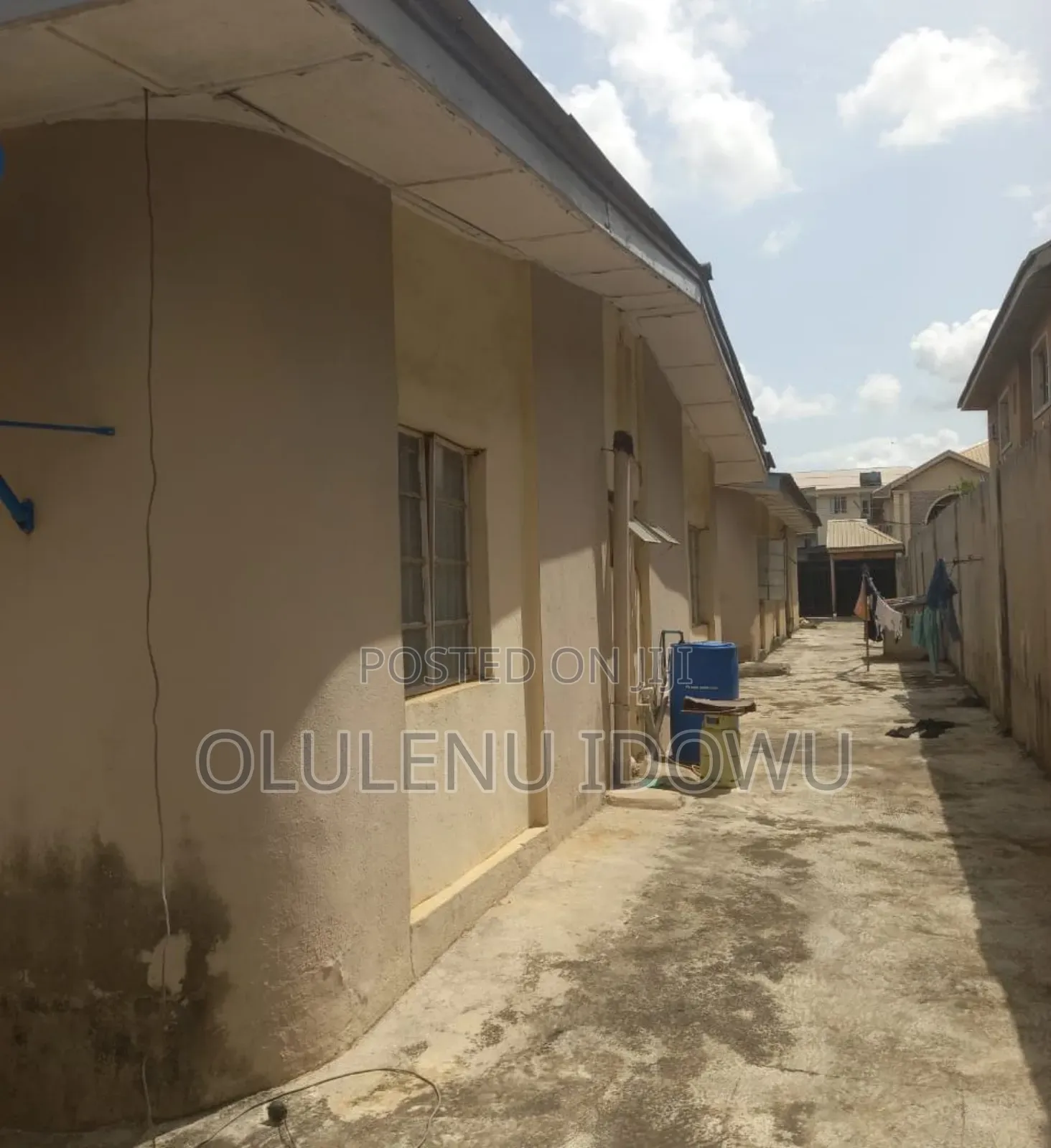 Furnished 2bdrm Block of Flats in Mini Estate, Alimosho for sale in Alimosho