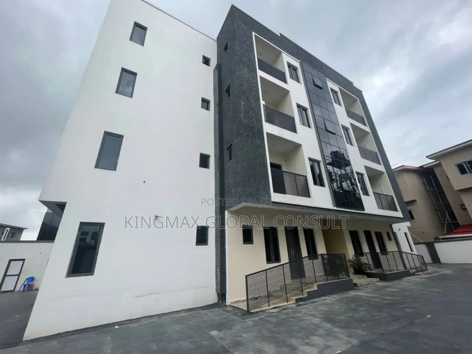 Studio Apartment in Jahi Glimore for sale in Jahi