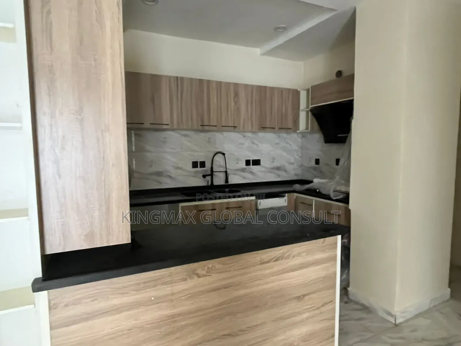 Studio Apartment in Jahi Glimore for sale in Jahi