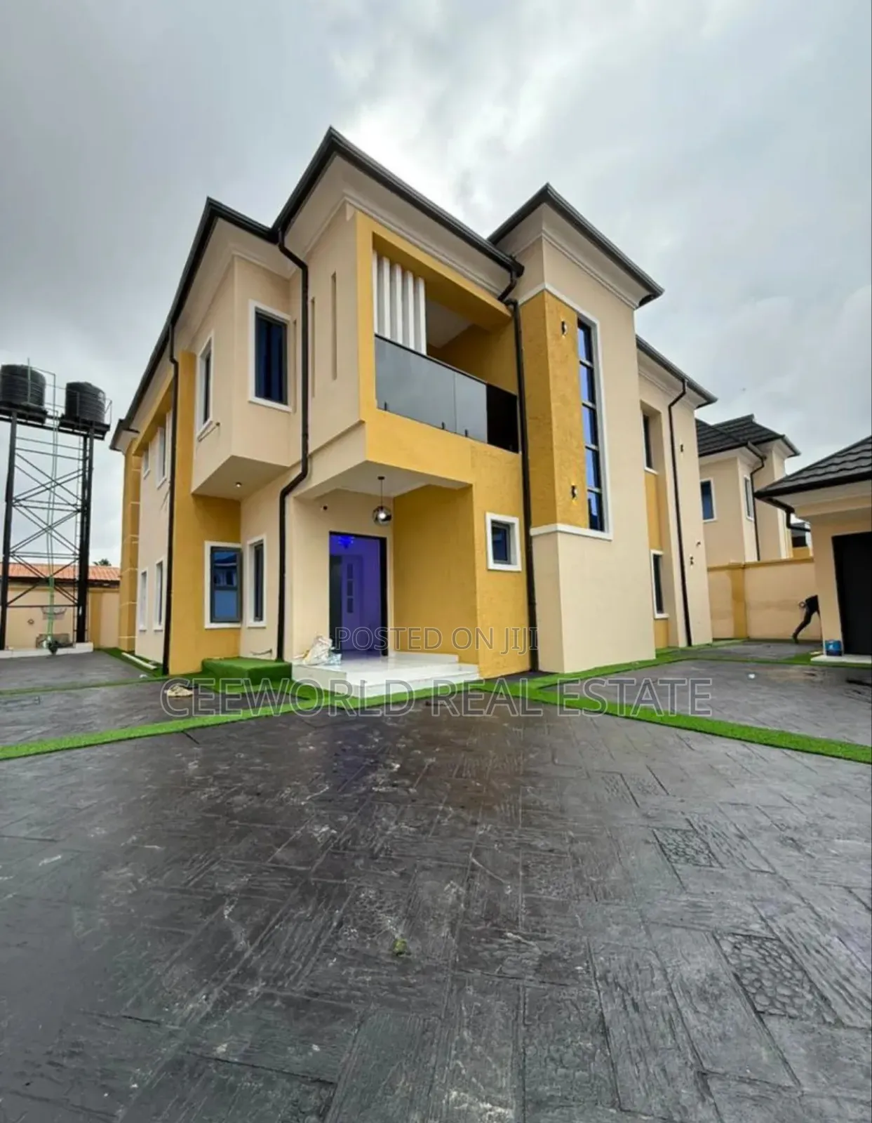 5bdrm Duplex in Stargate Oluyole for sale in Oluyole Estate