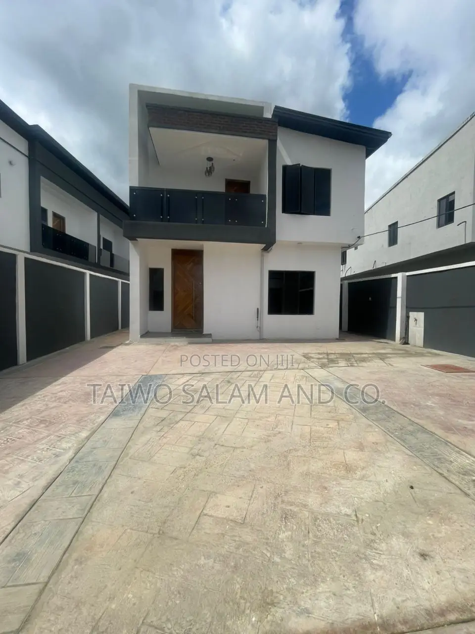4bdrm Duplex in Bodija for sale in Bodija