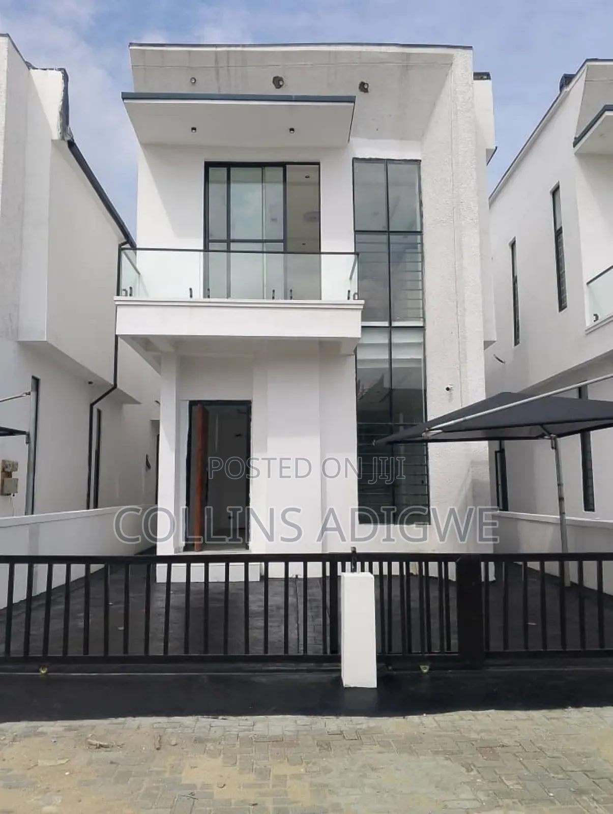 5bdrm Duplex in Lekki Pearl for sale in Sangotedo