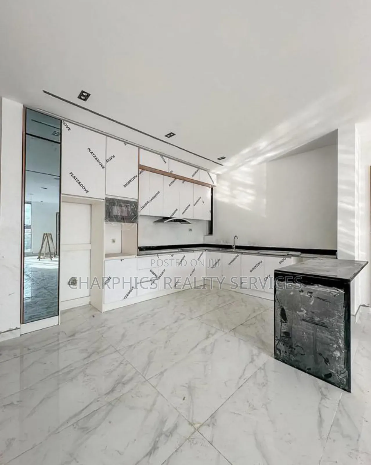 2bdrm Apartment in Victoria Island for sale in Victoria Island
