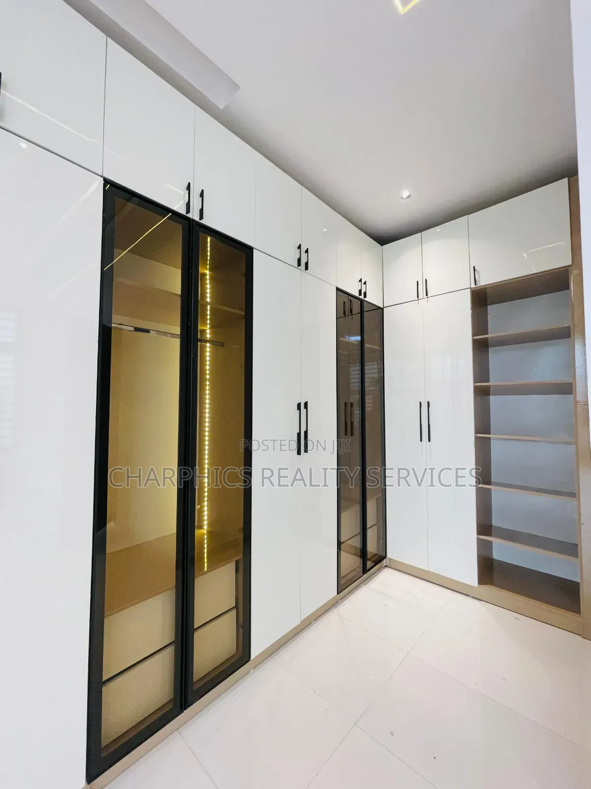 5bdrm Duplex in Ajah for sale in Ajah