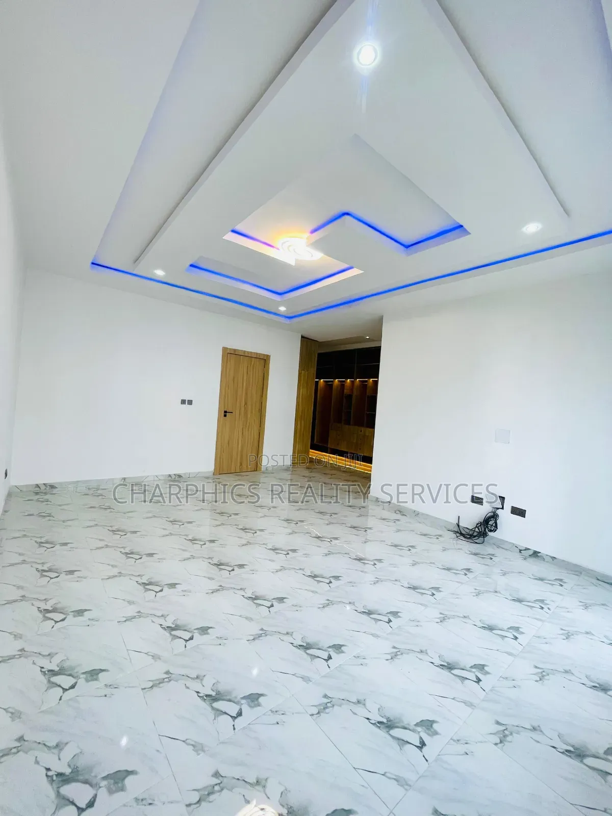 4bdrm Duplex in Ikate for sale in Ikate