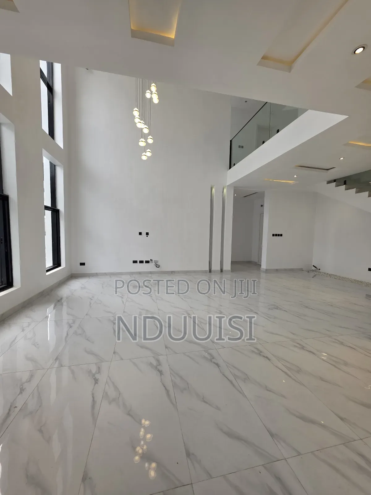 5bdrm Duplex in Lakeview Phase 2, Chevron for sale in Chevron