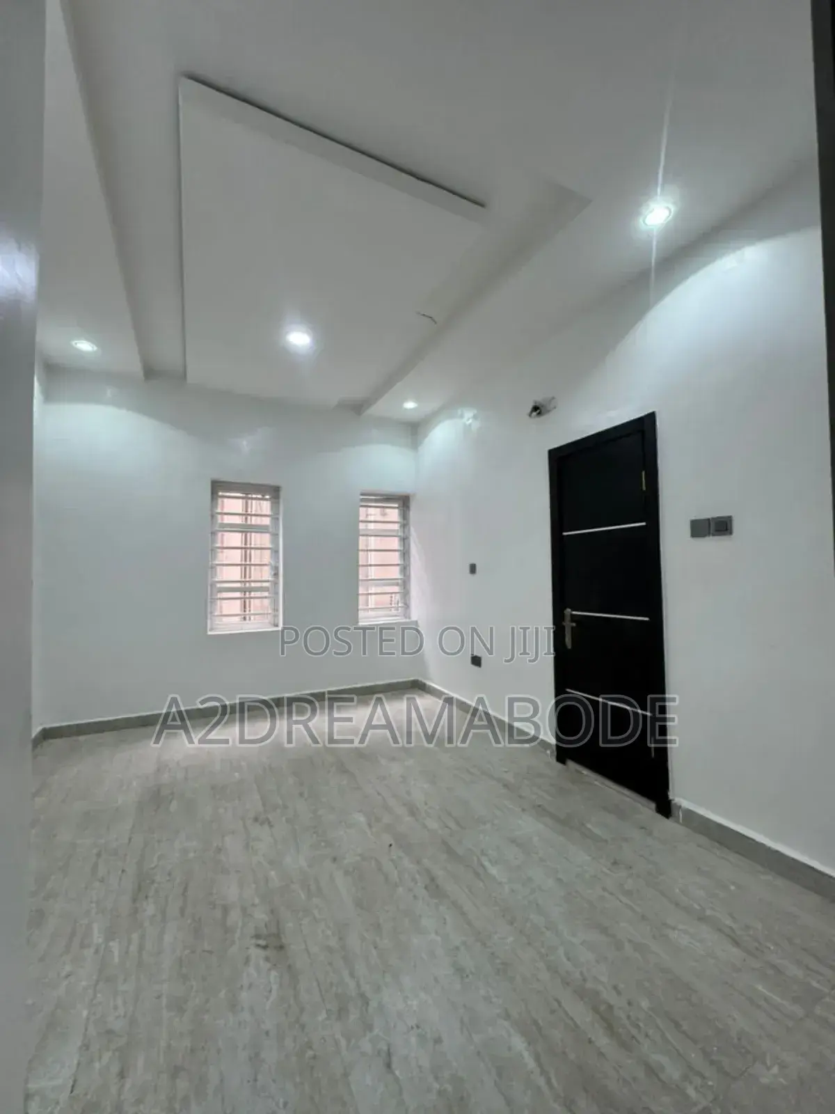 2bdrm Apartment in Toyin, Ikeja for sale in Ikeja