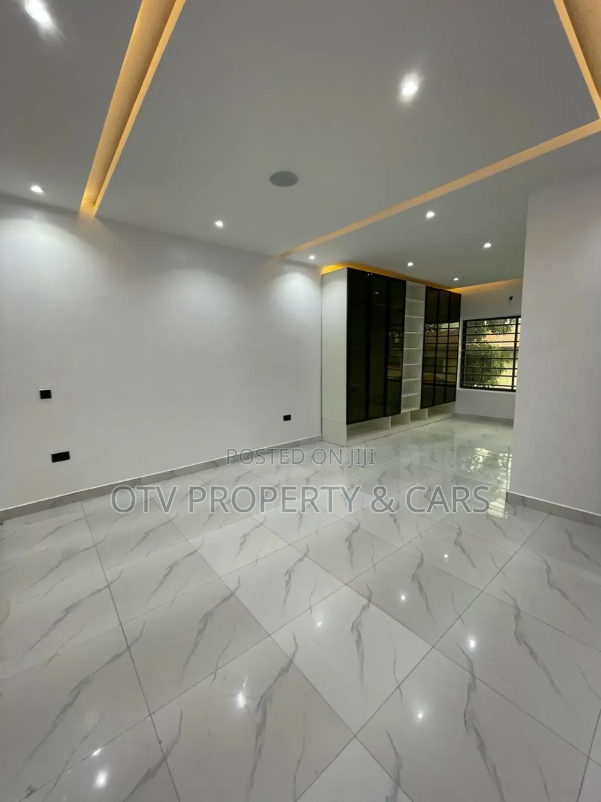 Furnished 3bdrm Apartment in Lekki Phase 1 for sale in Lekki Phase 1