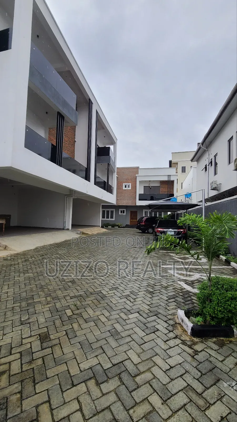 4bdrm Duplex in Abraham Adesanya for sale in Abraham Adesanya Estate