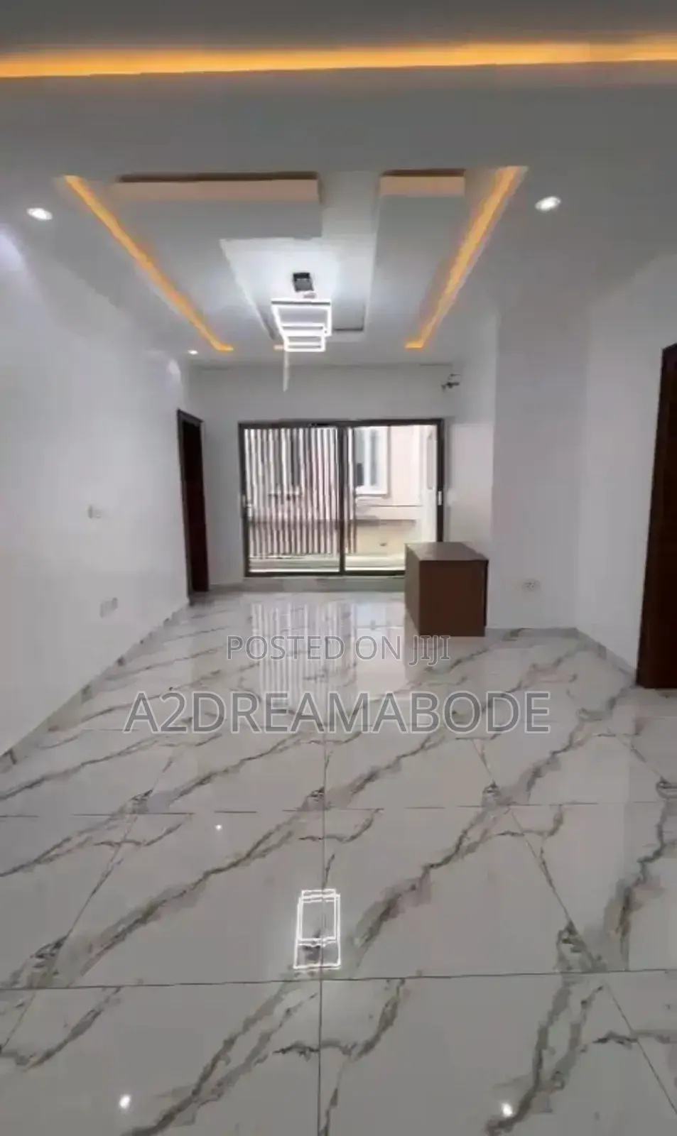 5bdrm Duplex in Omole Phase 2, Ikeja for sale in Ikeja