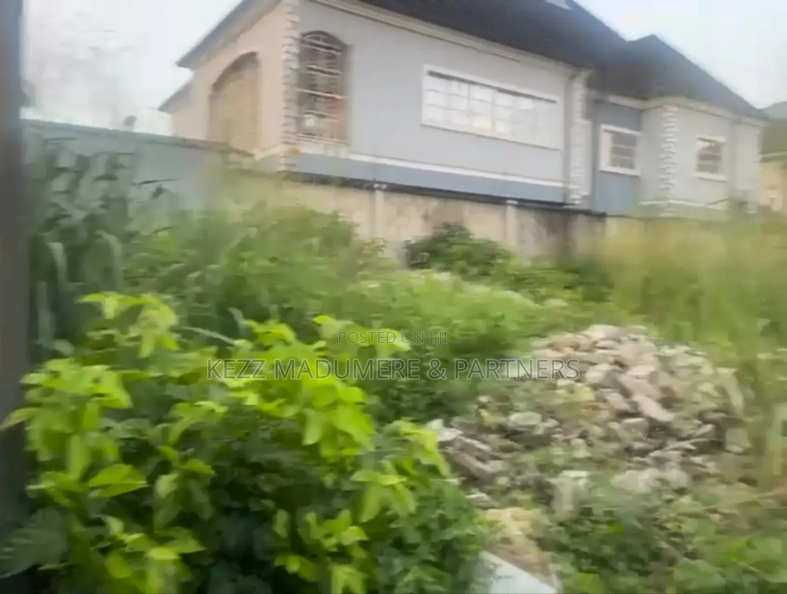 For Sale : Fenced Cornerpiece 1 Plot at Rumuibekwe Ph in Port-Harcourt
